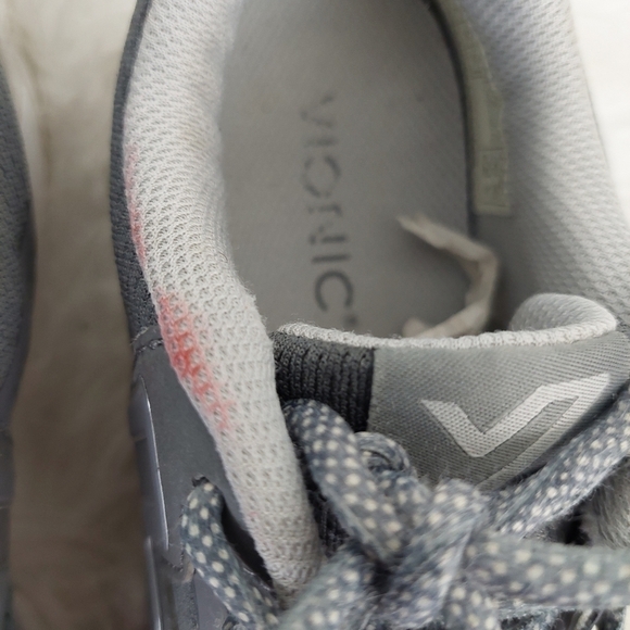 Vionic Brisk Miles Women's Supportive Stability Shoe Grey Size 8 Medium Comfort. - Picture 11 of 12